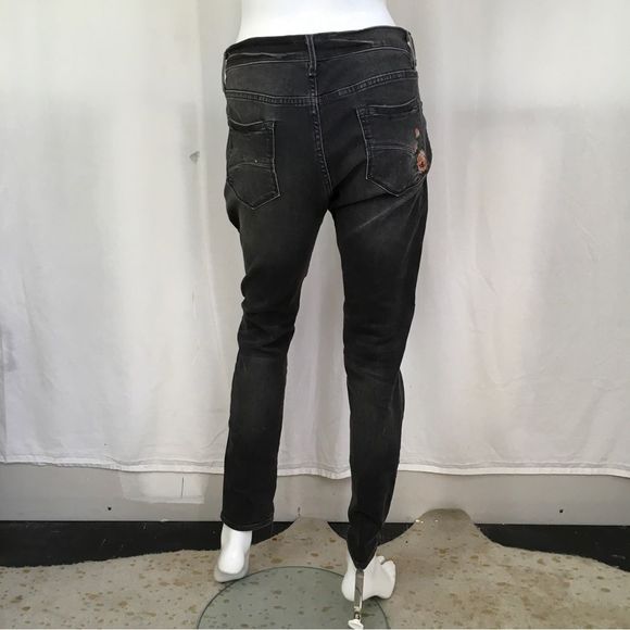 Driftwood Marilyn Black Denim Floral Embroidered Mid-Rise Skinny Jeans 31 - Picture 7 of 14